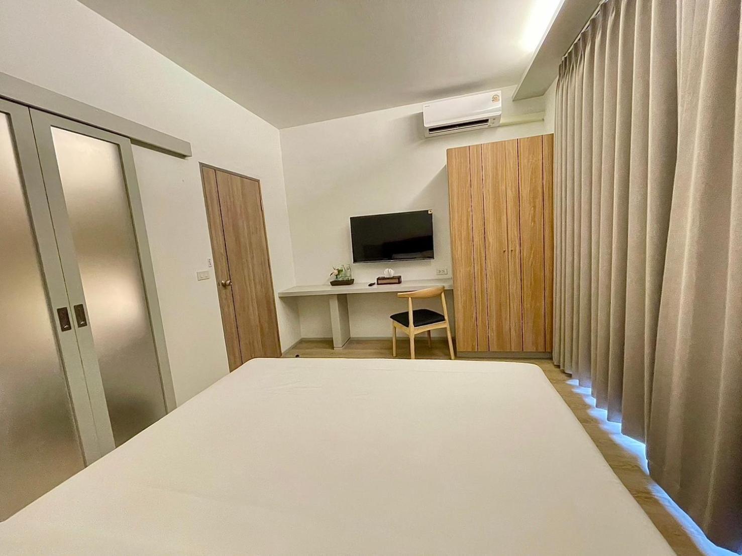 At Thaphae Hostel 清邁 外观 照片